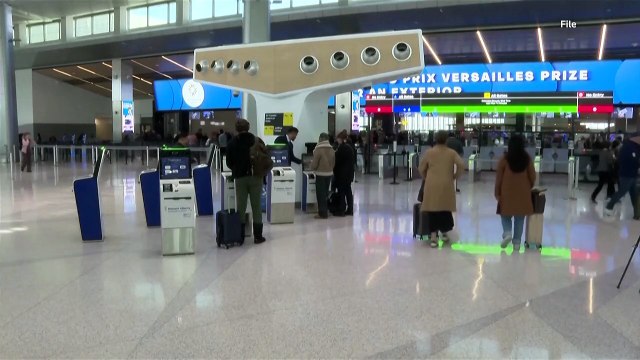 FAA ends mandated cuts in domestic US flights