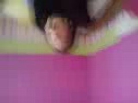 Bestah qui fais la fole vc moi justine et fanny x3