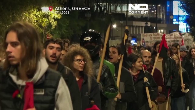 Over 10,000 march in Athens to mark the anniversary of the 1973 student uprising