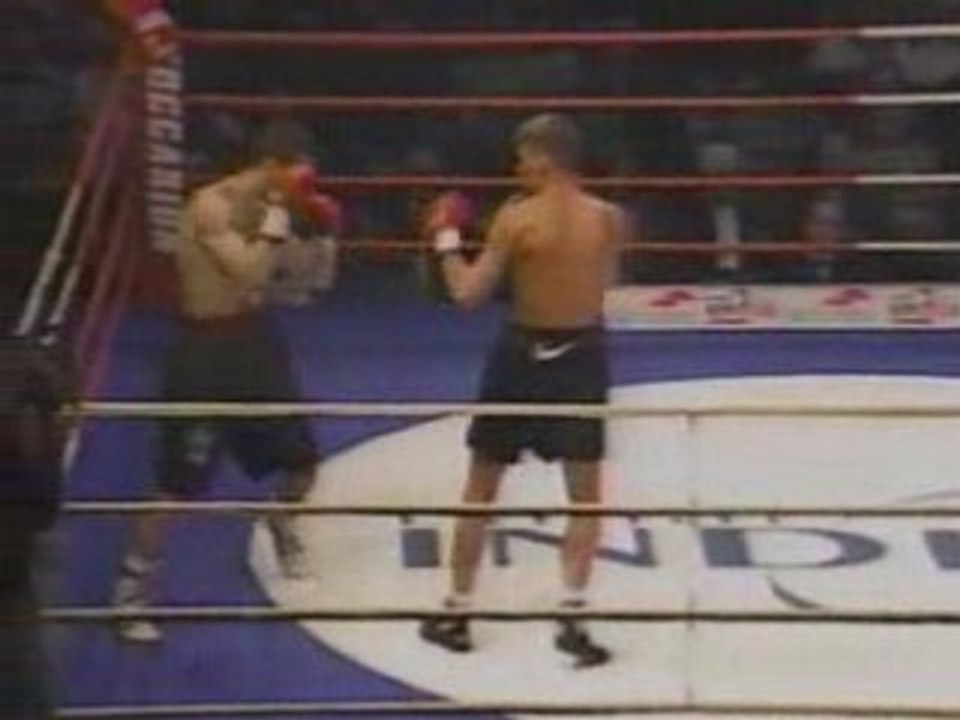 Hercukes Kyvelos vs Ryan Jones
