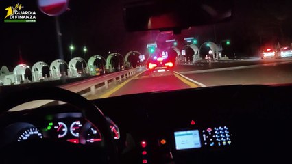 Trasportava a bordo di un Suv 35 chili di cocaina, scatta un arresto a Catania