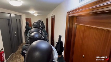 Guardia Civil detiene a dos personas por vender droga