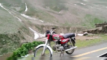 #shortsyoutube #decent #nature #shorts #naran #road #travel #mountains