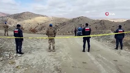 Göçük altında kalan işçiyi kurtarma çalışmaları sürüyor