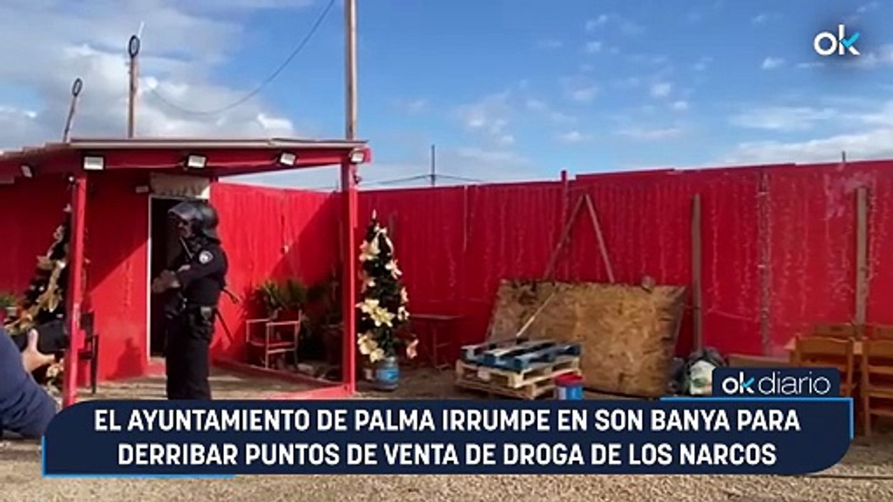 El Ayuntamiento de Palma irrumpe en Son Banya para derribar puntos de venta de droga de los narcos