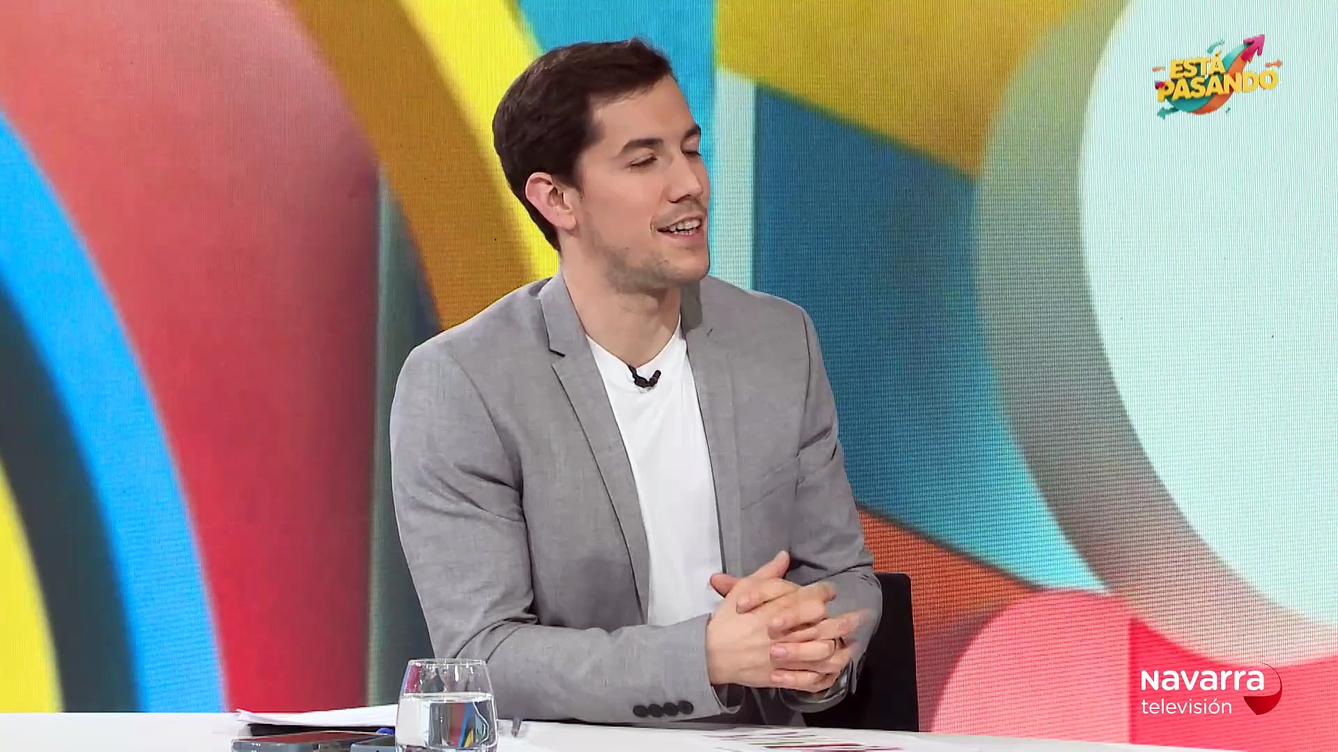 Está Pasando 18/11/2025