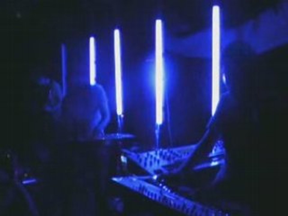 Genghis Tron - Board up the house