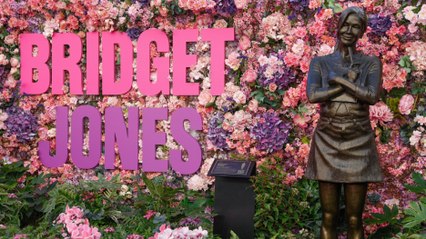 Londres incorpora una estatua de Bridget Jones a su colección de iconos cinematográficos
