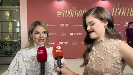 Mónica Hoyos presume de su hija Luna y posan juntas en un photocall: "Somos dos amigas"