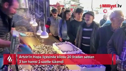 Ödeme yapmak için vatandaşlar adeta yarışa girdi: 3 ton hamsi 2 saat içinde tükendi