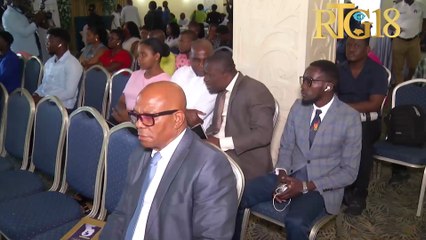 Ex pòt pawòl prezidans Lucien Jura  siyen liv li titre "Kidnaping"