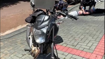 Homem de 22 anos sofre queda de motocicleta no Bairro São Cristóvão