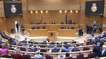 Un micro abierto capta a Rollán quejándose del murmullo: "Les importa 3 pollas en vinagre"