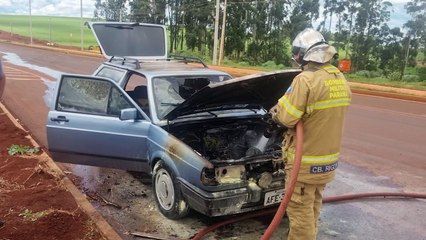 Parati pega fogo na PR-486 e mobiliza Bombeiros em Cascavel