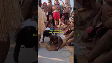 Povo Munduruku bloqueia entrada da Blue Zone da COP30 em Belém