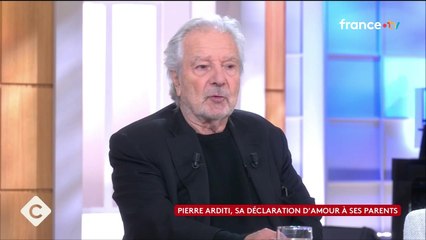 Pierre Arditi dévoile un souvenir troublant sur ses parents : "J’étais absolument bouleversé mais…" (VIDÉO)