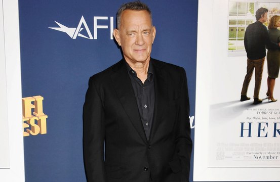 A Tom Hanks le encantan los regalos pequeños de las botas navideñas
