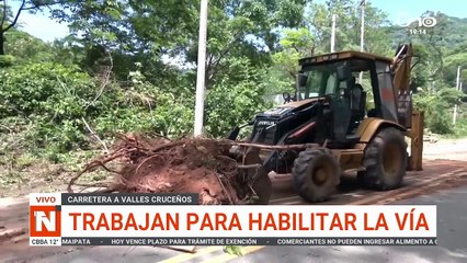 TRABAJAN PARA HABILITAR LA VÍA A LOS VALLES CRUCEÑOS