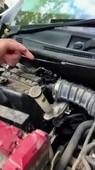 🚨 ĐÈN VÀNG CHECK ENGINE sáng lên là biết “toi” rồi… nhưng 90% anh em OAN ỦNG quá trời! 😱 Không phải hỏng nặng, không phải thay máy đâu… Chỉ cần lau đúng 1 món đồ bé tí này là đèn TẮT NGAY lập tức, xe chạy mượt như mới!⚡🚗