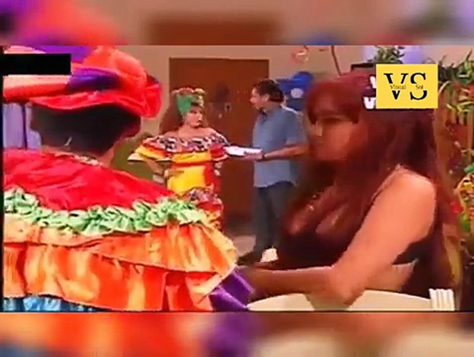 20. Que Buena Raza