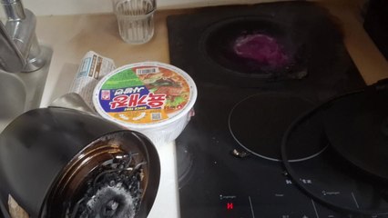 서울 북아현동 오피스텔에서 불..."20여 명 대피" / YTN