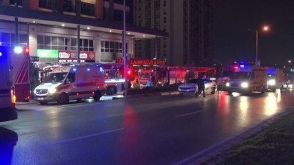 27 katlı otelde yangın: 4 kişi hastaneye kaldırıldı