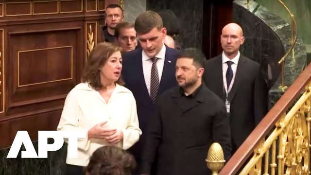 Zelensky Visits Spanish Parliament as Europe Trip Continues | APT