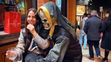 She had no idea sinister sisters prank