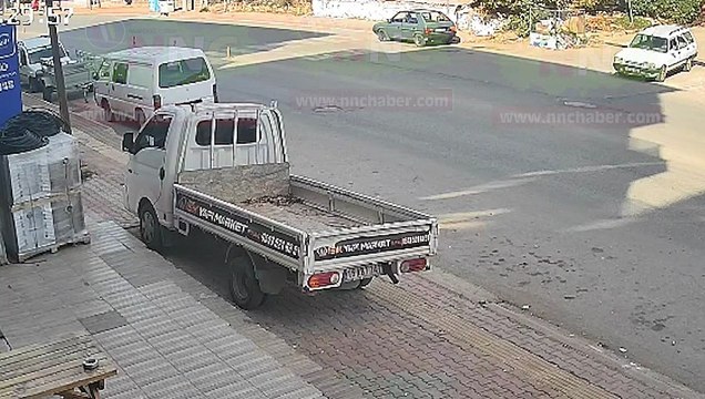 Burdur Bucak’ta otomobil ile elektrikli bisiklet çarpıştı 1 yaralı