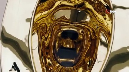 ABD'de 18 ayar altın tuvalet 12.1 milyon dolara satıldı