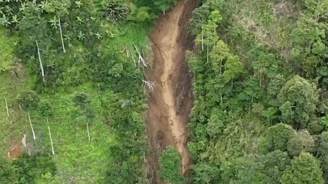 Deslizamientos y emergencias por lluvias golpean simultáneamente a cinco departamentos de Colombia