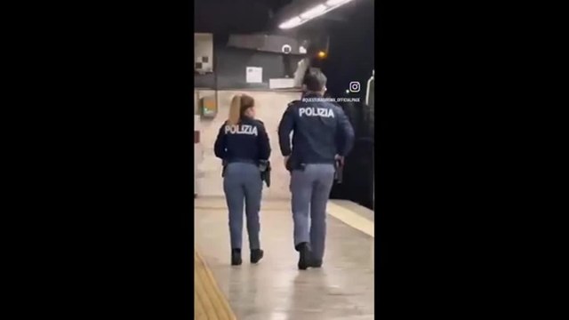 Blitz della polizia nella metro a Roma, 6 arresti fra borseggiatori e spacciatori