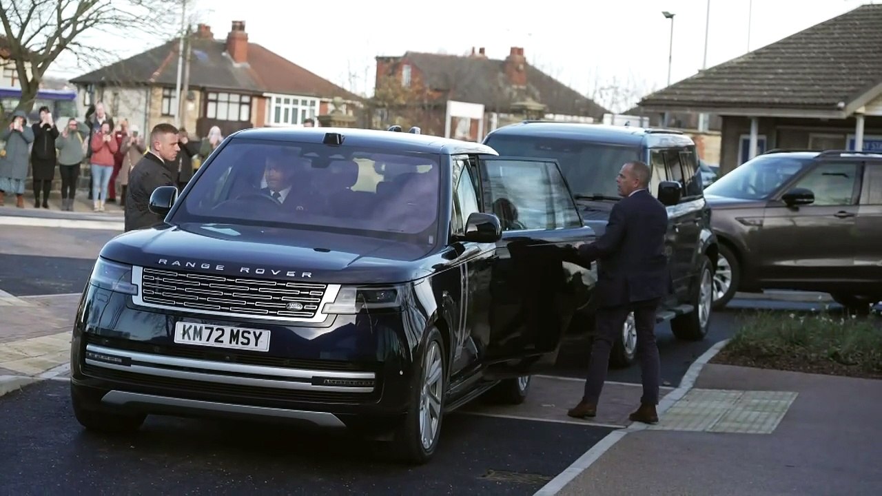 William arrives at Rob Burrow MND Centre