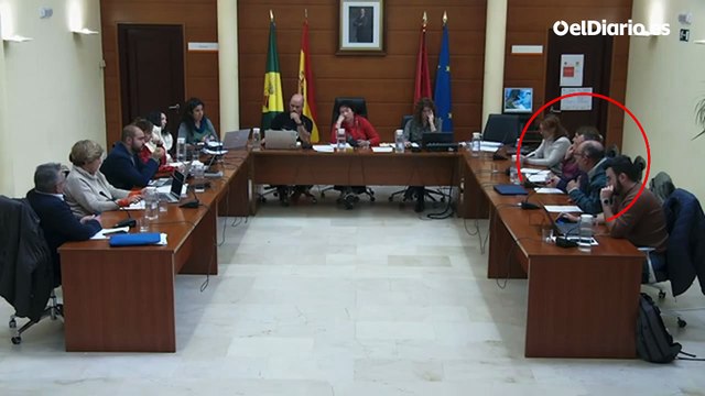 Un concejal del PP de Manzanares el Real (Madrid) llama “ridícula” a otra edil: “A callar, que estás más guapa”