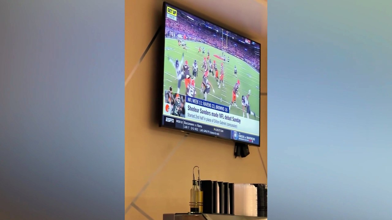 Deion Sanders Jr. fiercely defends Shedeur after show tries to tear him down