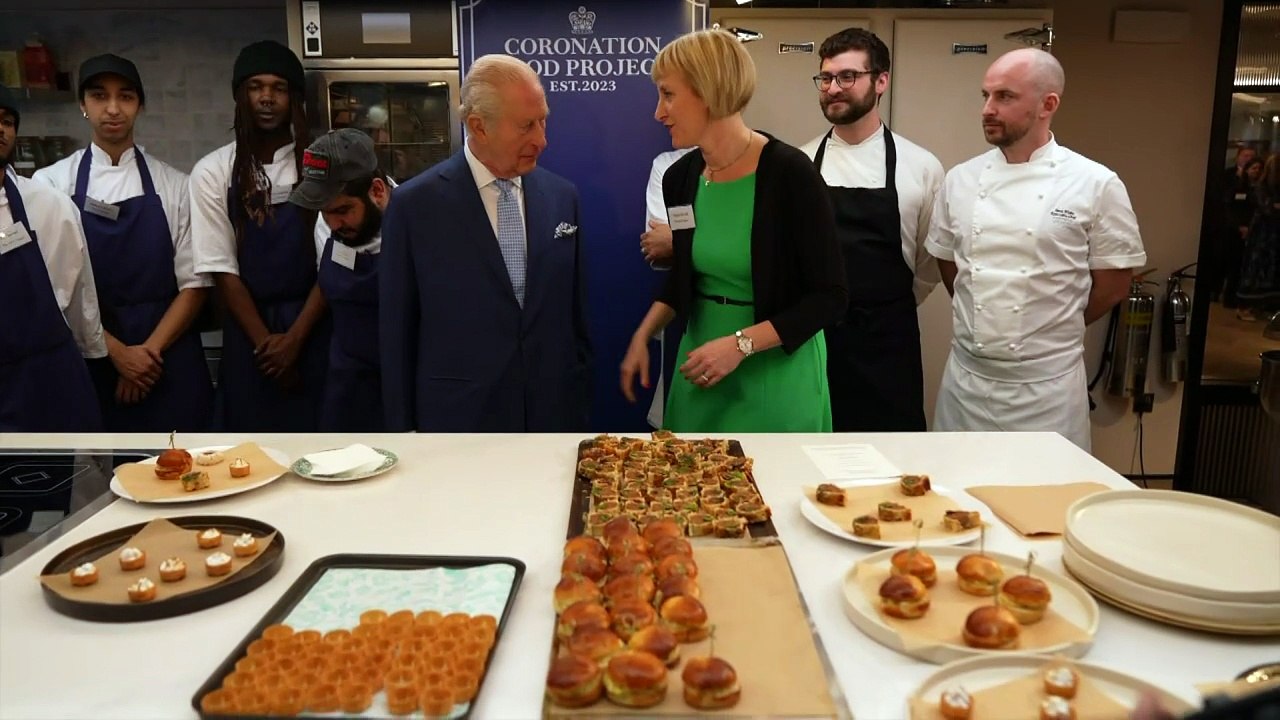 King meets staff involved in Coronation Food Project
