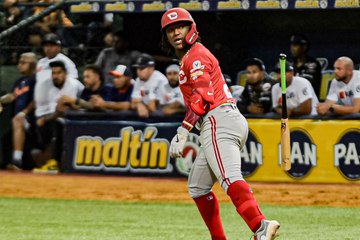 Luisangel Acuña sigue produciendo para Cardenales