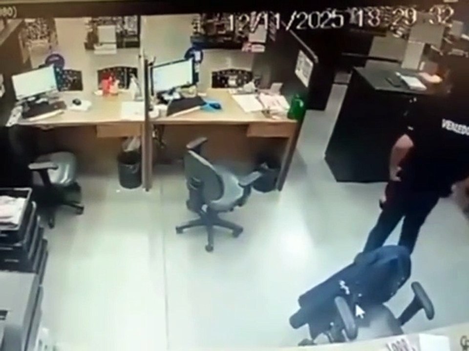 Homem põe esperma em sorvete de colega e vai preso no Paraná