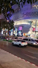 Chiang Mai Nightlife: Loi Kroh Road Walk (4K Thailand 🇹🇭)