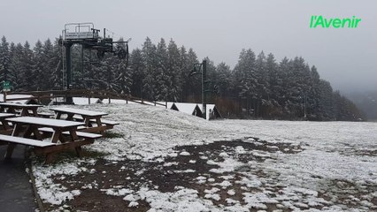 Première neige à La Baraque de Fraiture
