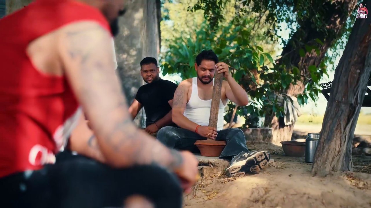 Aaye Thodi Hunda (Officical Video) Surinder Baba |R Nait | New Punjabi Song 2025