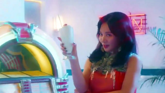 GIRLS’ GENERATION — Holiday // 「言語: 日本語」 ～ 【Girls' Generation Music Video Collection DVD】