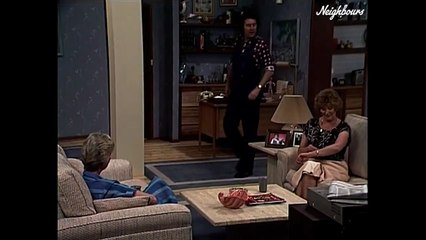 Neighbours (1986)  E190
