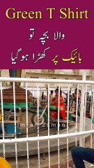 Green T-shirt Wala Bacha Bike Par Khara Hogaya😳