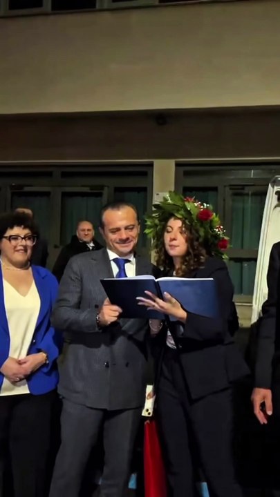 Cateno De Luca - Maria mi ha dedicato la sua tesi di laurea! (19.11.25)