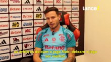 Saúl, do Flamengo, detona arbitragem e gramados do Brasil 'Muito abaixo'