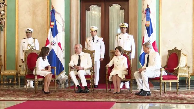 Presidente Abinader recibe siete nuevos embajadores y fortalece relaciones internacionales