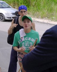 HUMILLO A SU AMIGA porqué limpiaba casas y terminó pidiendo perdón