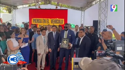 El legendario David Ortiz, "Big Papi", fue inmortalizado en el Bulevar de las Estrellas | Con Los Famosos