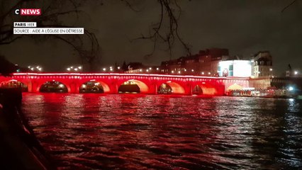 Plusieurs monuments parisiens illuminés en rouge pour alerter sur les chrétiens persécutés